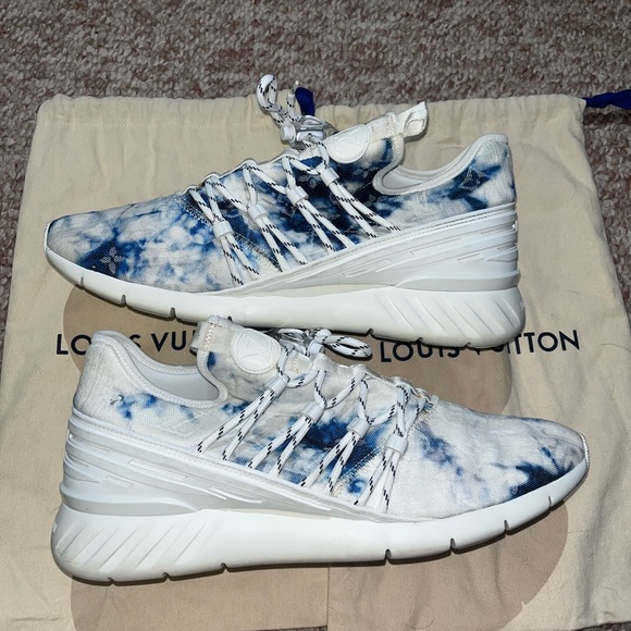 Louis Vuitton Denim Monogram Tie Dye Fastlane Low Sneaker - Picture 4 of 7